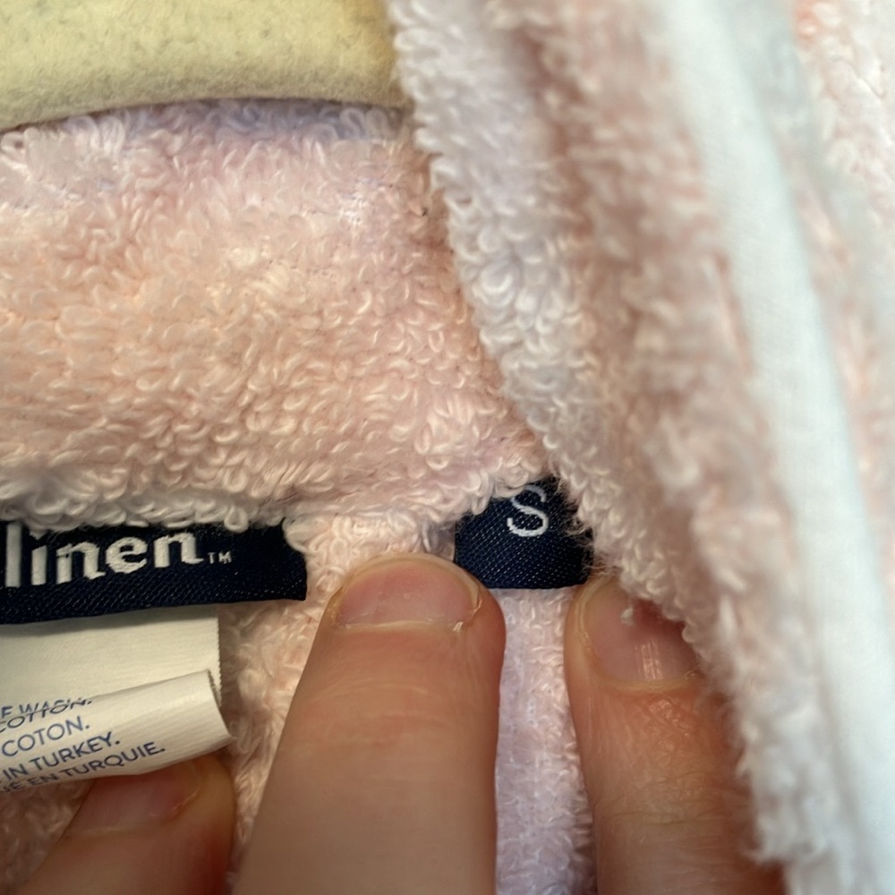 Brooklinen Pink Robe - Picture 4 of 5